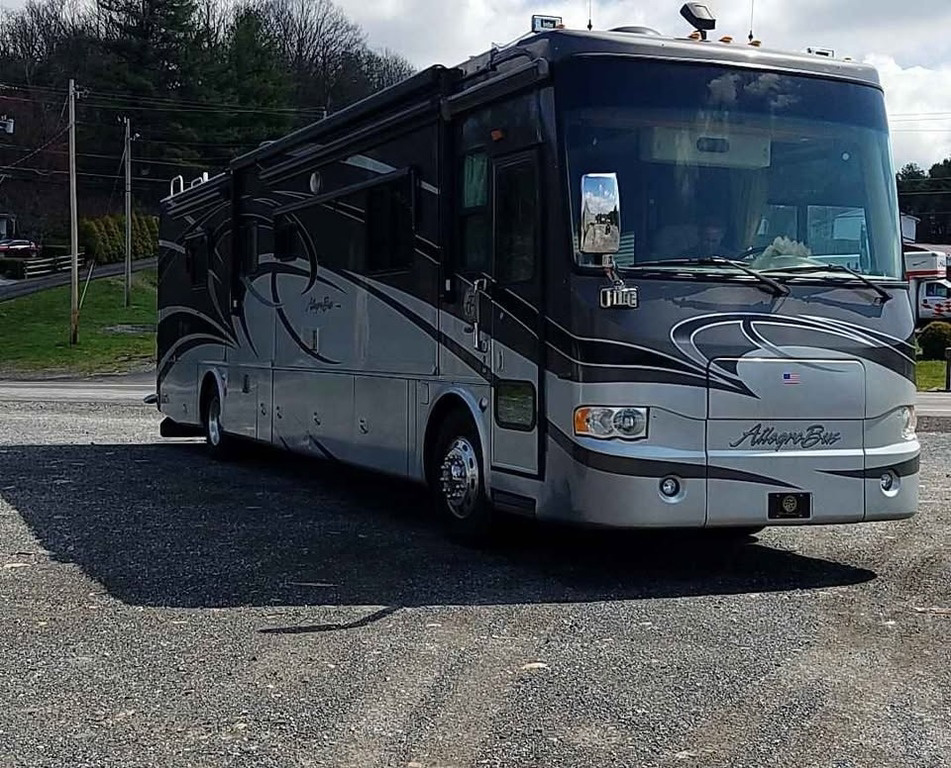 2007 Tiffin Motorhomes Allegro Bus 40QDP